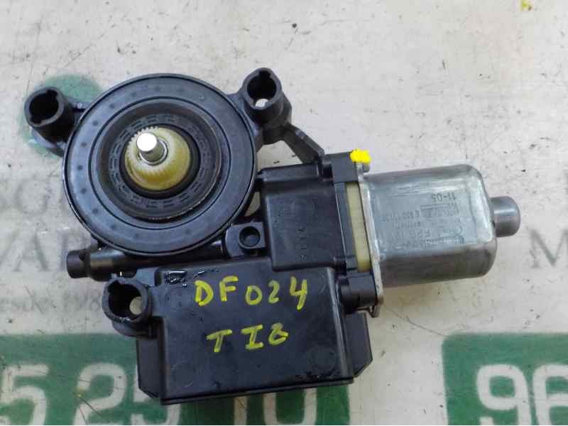 Recambio de motor elevalunas trasero izquierdo para volkswagen polo (6r1) 1.6 tdi referencia OEM IAM 6R0959811NZ04 6R0959811G 01