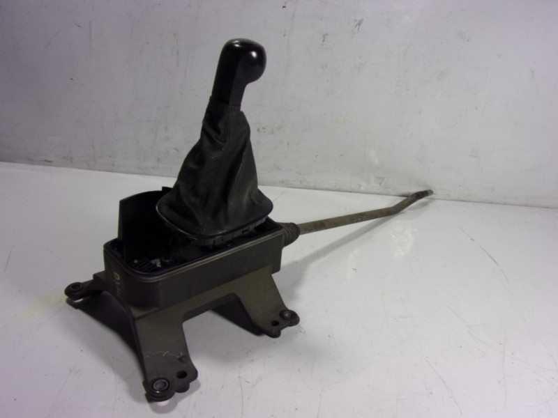 Recambio de palanca cambio para opel corsa d 1.3 16v cdti referencia OEM IAM 93189924  