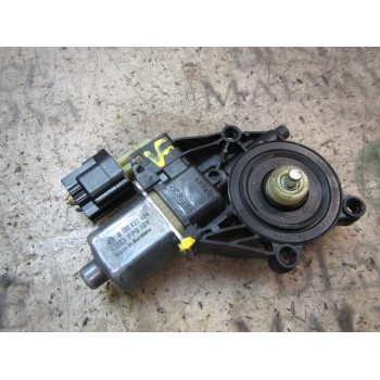 MOTOR ELEVALUNAS DELANTERO IZQUIERDO 1852321 8A6114A389B 0130822404