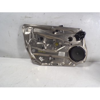 ELEVALUNAS DELANTERO IZQUIERDO A2047200579 963757102 963757102