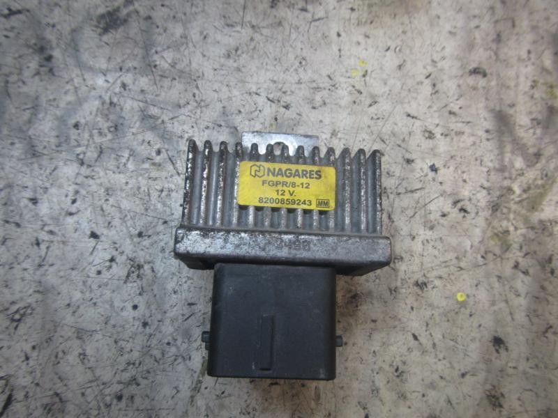 Recambio de caja precalentamiento para nissan nv 200 (m20) kombi comfort referencia OEM IAM 1106700Q0B 8200859243 