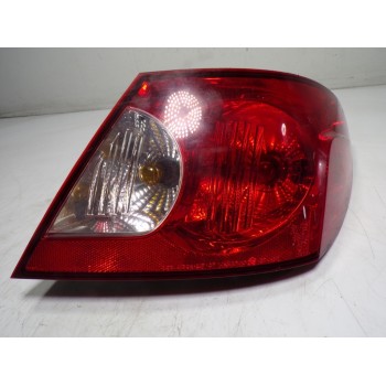 PILOTO TRASERO DERECHO 05303986AD 