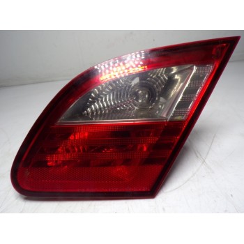 PILOTO TRASERO DERECHO INTERIOR 