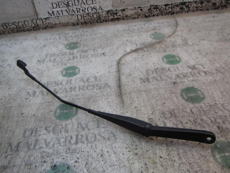Recambio de brazo limpia delantero derecho para ford fiesta (cb1) 1.25 16v cat referencia OEM IAM 1760909  
