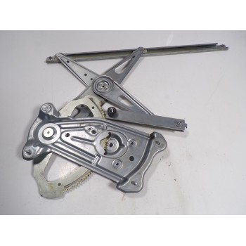 ELEVALUNAS DELANTERO DERECHO 