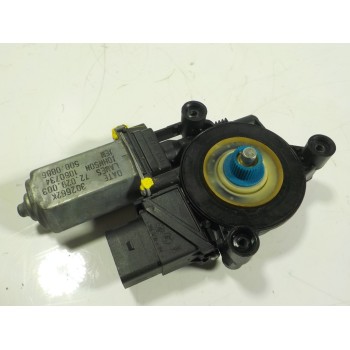 MOTOR ELEVALUNAS TRASERO DERECHO 67627268340 