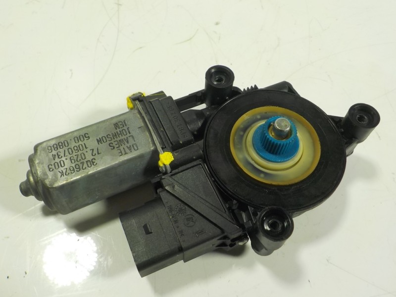 Recambio de motor elevalunas trasero derecho para bmw x1 (e84) sdrive 20d referencia OEM IAM 67627268340  