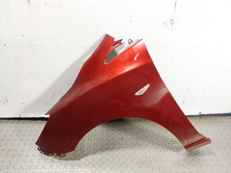 Recambio de aleta delantera izquierda para mazda 5 (cw) 1.6 cd referencia OEM IAM   