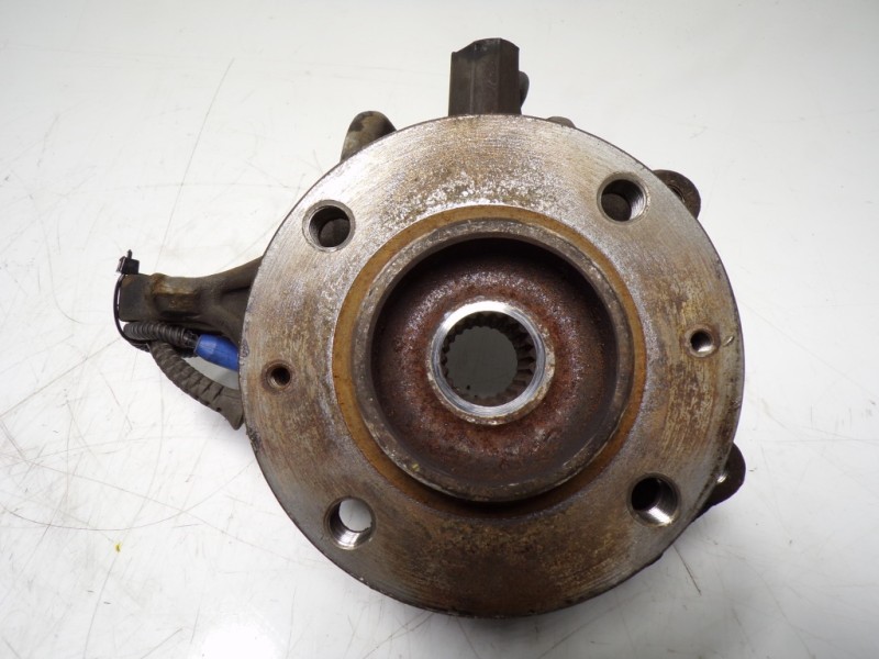 Recambio de mangueta delantera derecha para citroën c3 1.2 12v e-vti referencia OEM IAM 1607557580  