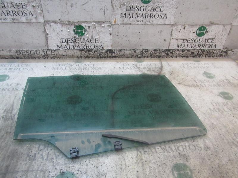 Recambio de cristal puerta trasero derecho para peugeot 5008 premium referencia OEM IAM 9204S4  