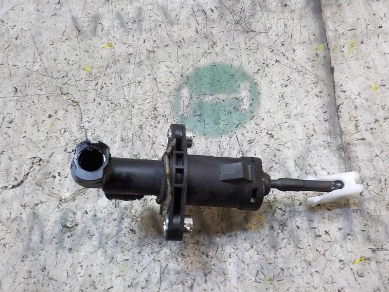 Recambio de bomba embrague para seat ibiza (6j5) 1.4 16v referencia OEM IAM 6R0721405  