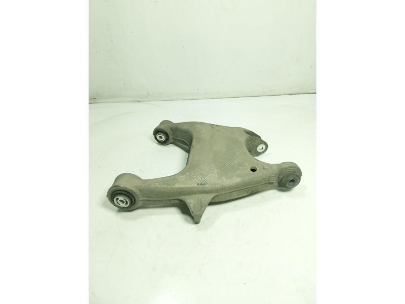 Recambio de brazo suspension superior trasero derecho para bmw serie 5 lim. (f10) 2.0 turbodiesel referencia OEM IAM 33326865898