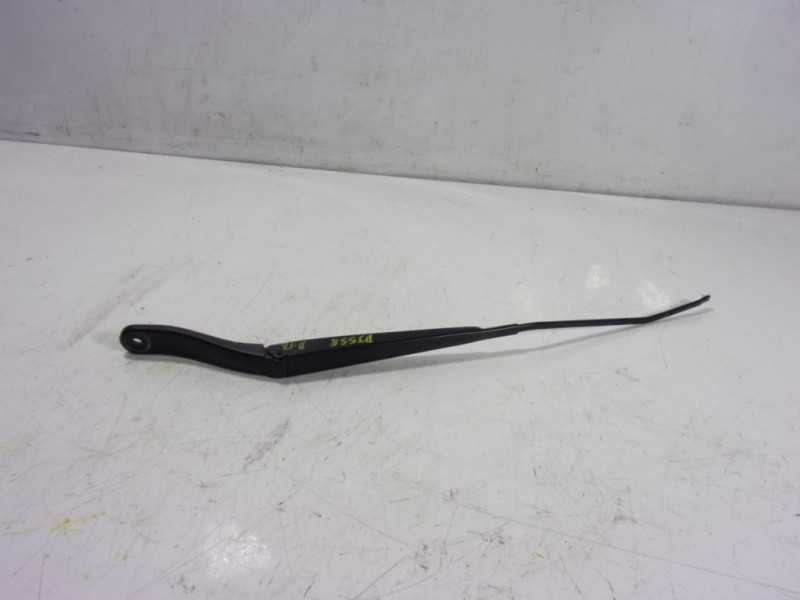 Recambio de brazo limpia delantero izquierdo para toyota proace referencia OEM IAM   