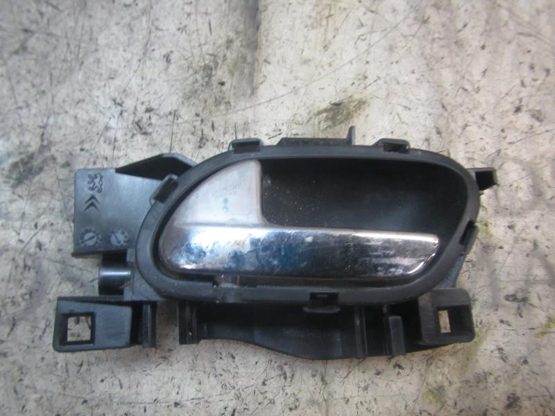 Recambio de maneta interior delantera izquierda para peugeot 5008 premium referencia OEM IAM   