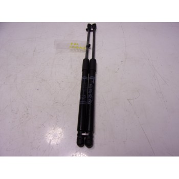 AMORTIGUADORES MALETERO / PORTON 68960K0020 68960K0020 68950K0020