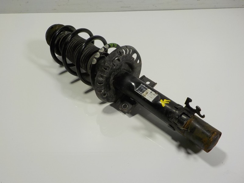 Recambio de amortiguador delantero izquierdo para skoda fabia combi 1.0 tsi referencia OEM IAM 6R0413031BF  