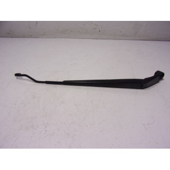 BRAZO LIMPIA DELANTERO IZQUIERDO 85221K0020 