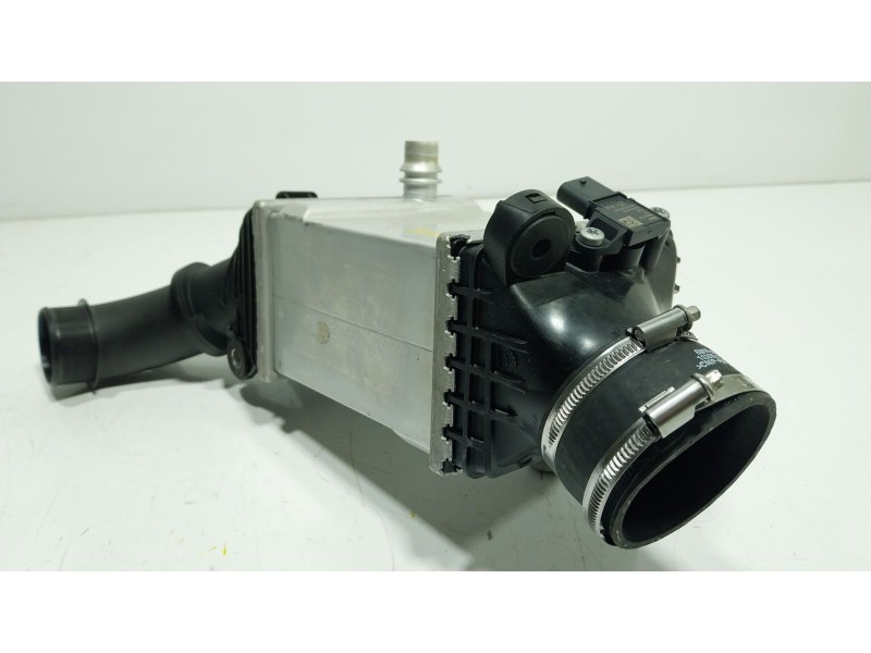 Recambio de intercooler para bmw xm (g09) plug-in-hybrd a las 4 ruedas referencia OEM IAM 17515A2C232 17515A2C232 