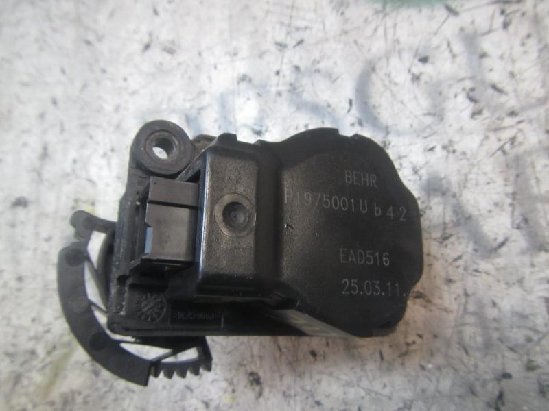 Recambio de modulo electronico para peugeot 5008 premium referencia OEM IAM 647997  