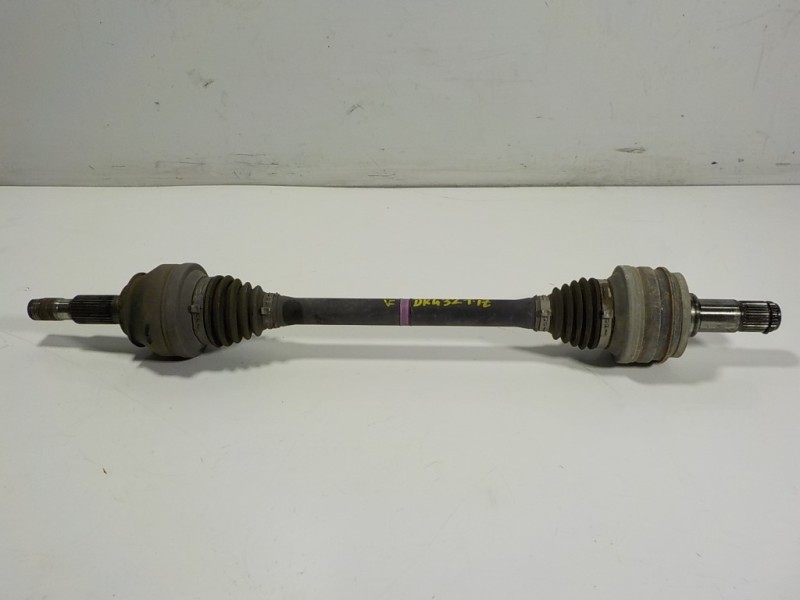 Recambio de transmision trasera izquierda para lexus is 300h referencia OEM IAM 4234053040  