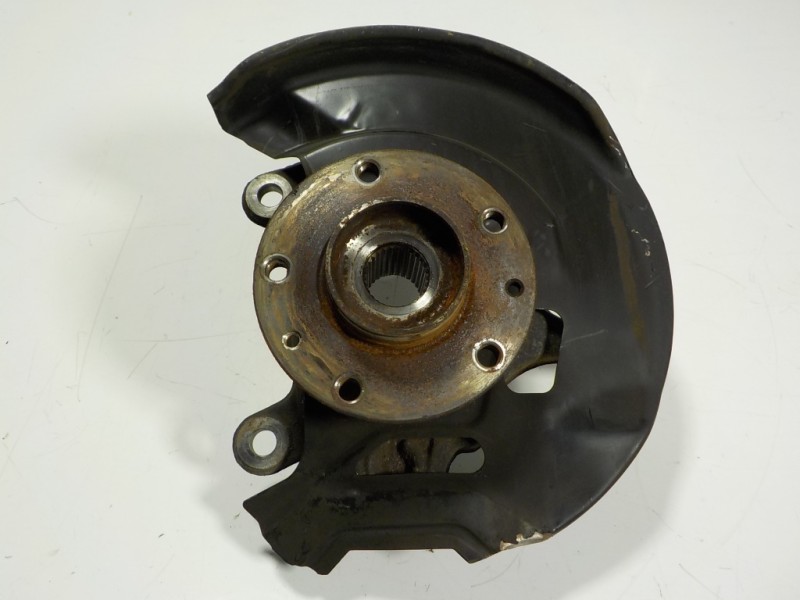Recambio de mangueta delantera izquierda para nissan qashqai (j11) acenta 4x4 referencia OEM IAM 400154EA0A  