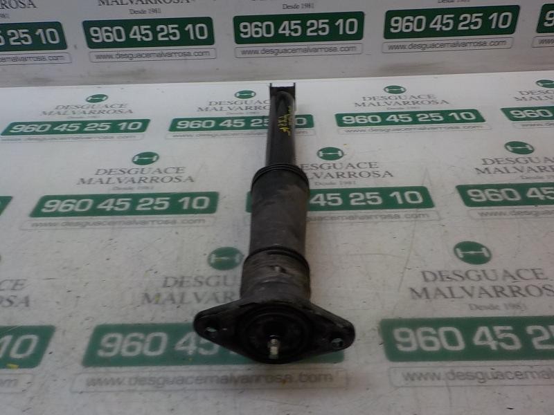 Recambio de amortiguador trasero izquierdo para hyundai i40 1.7 crdi cat referencia OEM IAM 553113Z780 553113Z780 3Z7807425