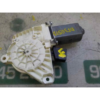 MOTOR ELEVALUNAS TRASERO DERECHO A1698204642 A1698204642 996147102