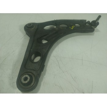 BRAZO SUSPENSION INFERIOR DELANTERO DERECHO 545016850R 