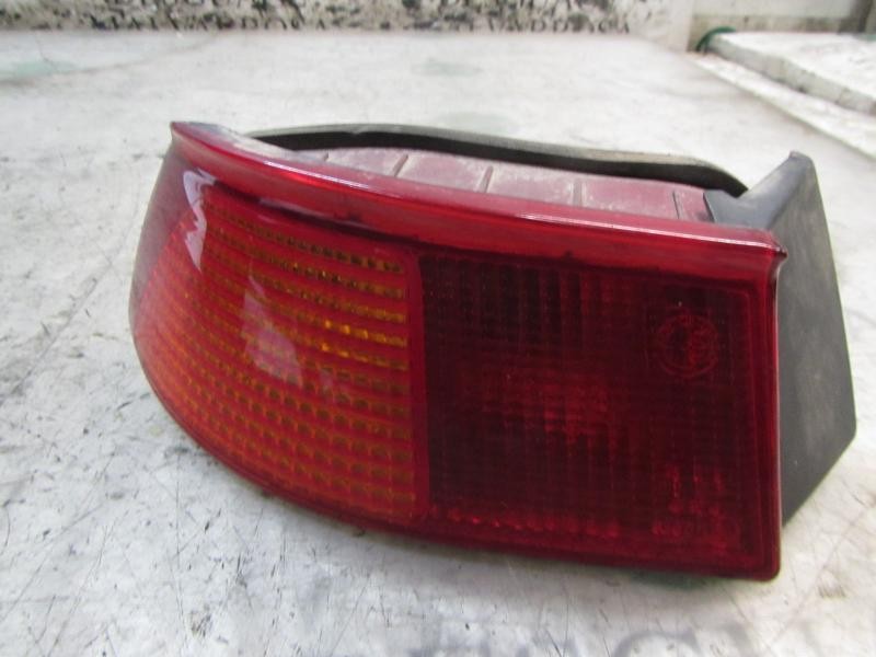 Recambio de piloto trasero izquierdo para alfa romeo 145 1.9 jtd referencia OEM IAM   