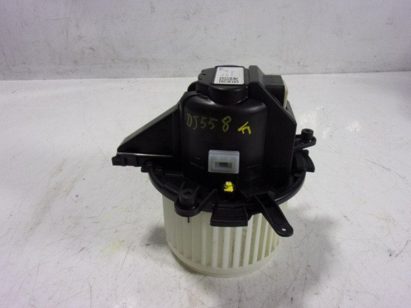 Recambio de motor calefaccion para toyota proace referencia OEM IAM   