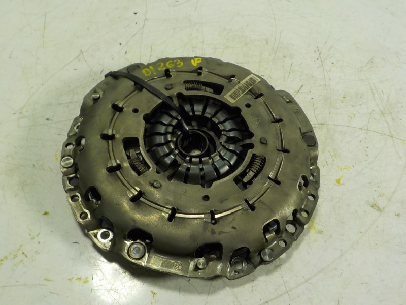 Recambio de kit embrague para bmw serie 3 lim. (f30) 1.5 12v referencia OEM IAM 21207625147  