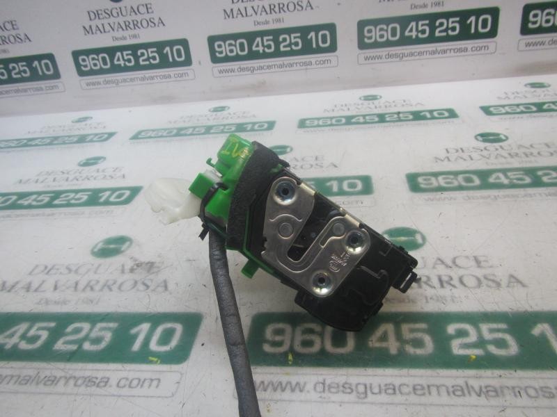 Recambio de cerradura puerta trasera izquierda para hyundai i40 1.7 crdi cat referencia OEM IAM 814103Z000  