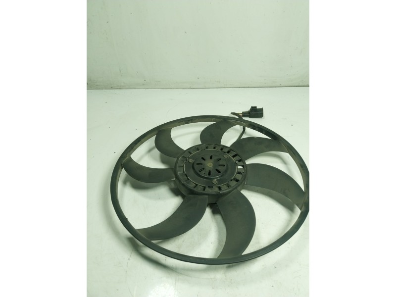 Recambio de electroventilador para bmw serie 5 lim. (f10) 2.0 turbodiesel referencia OEM IAM 17428509740 6732757568202 