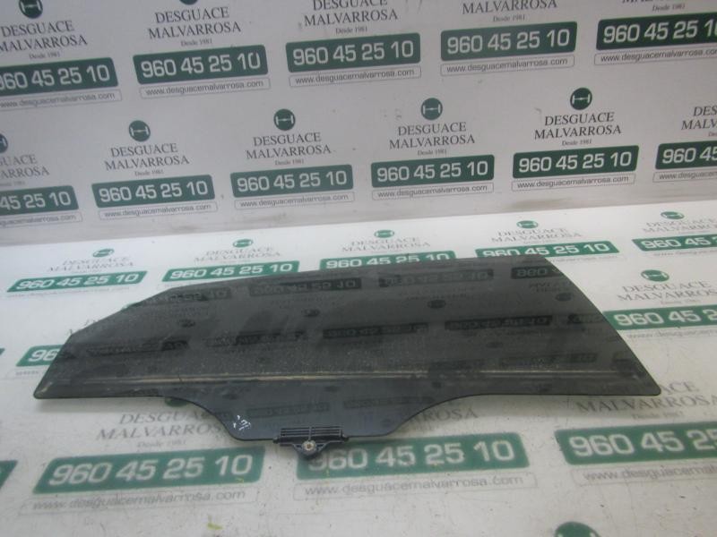 Recambio de cristal puerta trasero derecho para hyundai i40 1.7 crdi cat referencia OEM IAM 834213Z320  