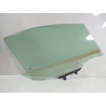 CRISTAL PUERTA DELANTERO DERECHO 803005FA0A 