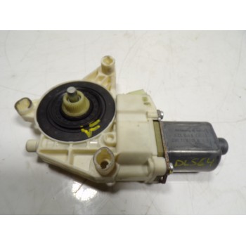 MOTOR ELEVALUNAS DELANTERO DERECHO A2129066702 A2048200242 