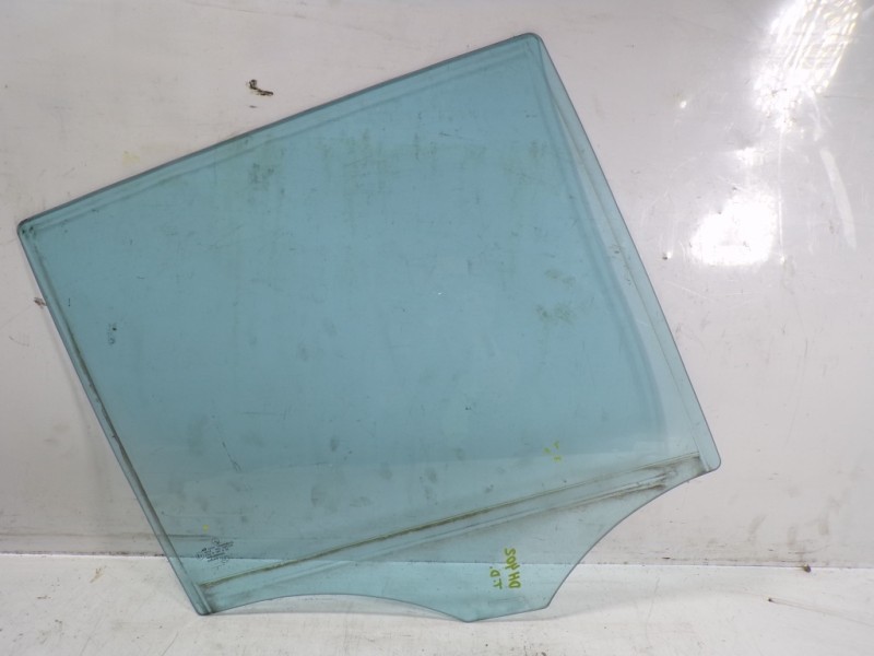 Recambio de cristal puerta trasero derecho para mercedes-benz clase m (w164) 3.0 cdi cat referencia OEM IAM A1647351210  