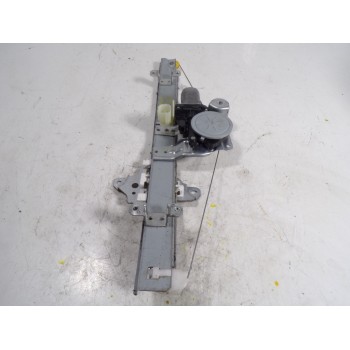 ELEVALUNAS DELANTERO IZQUIERDO 807215FA0A 807305FA1A 0620403840