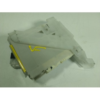 CAJA RELES / FUSIBLES 8273076030 8273076030 