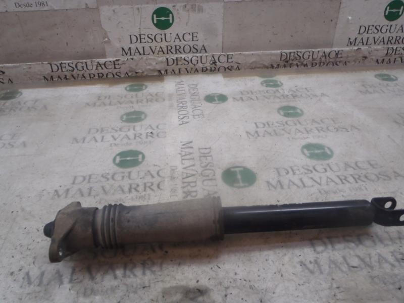 Recambio de amortiguador trasero derecho para hyundai i30 classic gl referencia OEM IAM 553112R200  