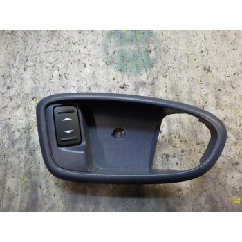 MANDO ELEVALUNAS DELANTERO DERECHO 1428969 