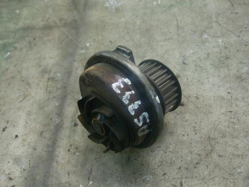 Recambio de bomba agua para opel astra g berlina sportive referencia OEM IAM   