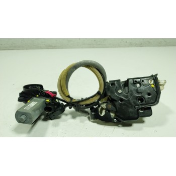 CERRADURA PUERTA DELANTERA DERECHA 95853101600 7P5837018 