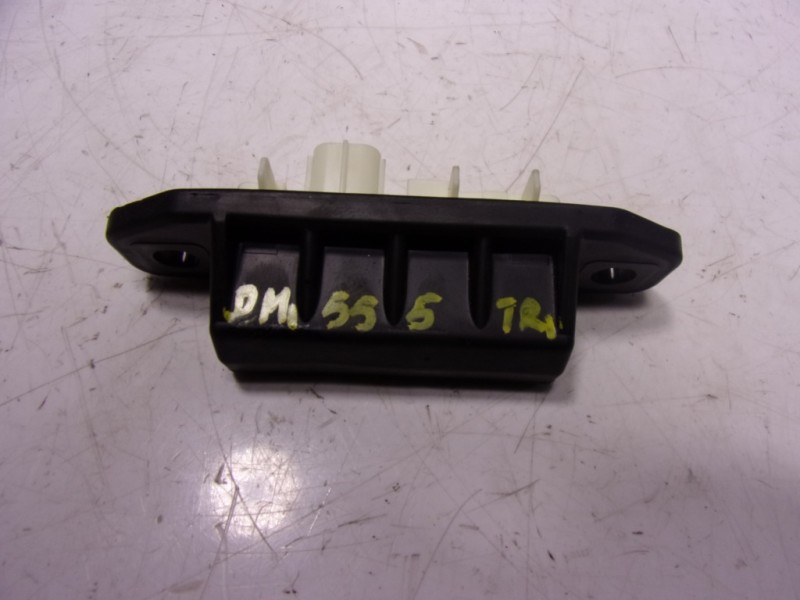 Recambio de maneta porton para toyota yaris 1.5 vvti hev referencia OEM IAM  2391B36 