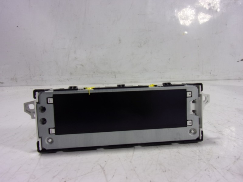 Recambio de pantalla multifuncion para toyota proace referencia OEM IAM  9836586480 