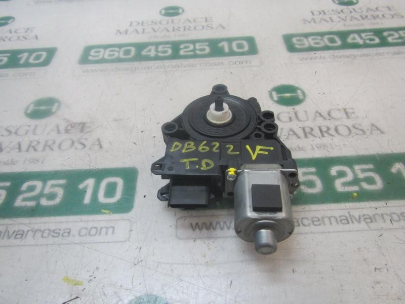 Recambio de motor elevalunas trasero derecho para hyundai i40 1.7 crdi cat referencia OEM IAM 834603Z010 834603Z010 F00S1A2937