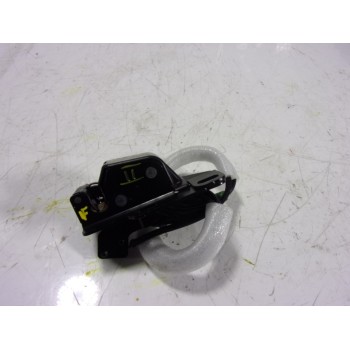 CERRADURA PUERTA TRASERA IZQUIERDA 