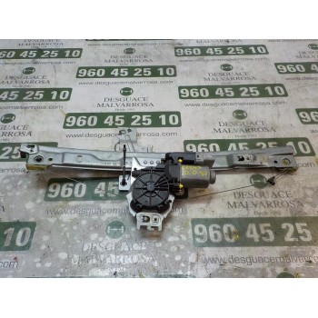 ELEVALUNAS DELANTERO DERECHO 