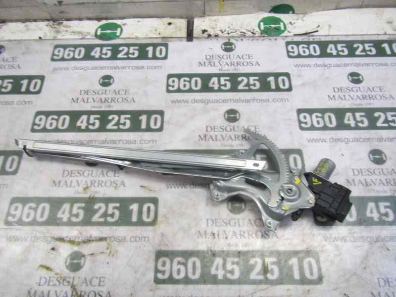 Recambio de elevalunas delantero derecho para toyota prius+ 1.8 16v (híbrido) referencia OEM IAM 6980121020  