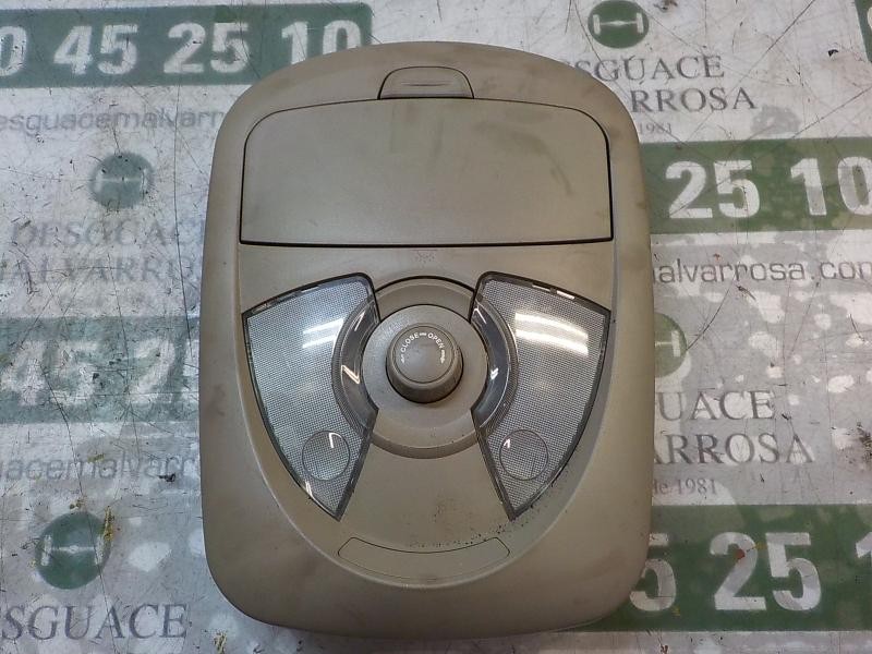 Recambio de piloto interior para ssangyong kyron 200 xdi limited referencia OEM IAM   